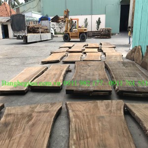 Bàn gỗ tự nhiên nguyên tấm giá xưởng tại Nội thất AnPlus uy tín